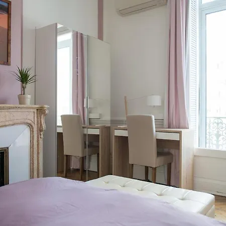 5-room Place De La Comedie Apartment Montpellier